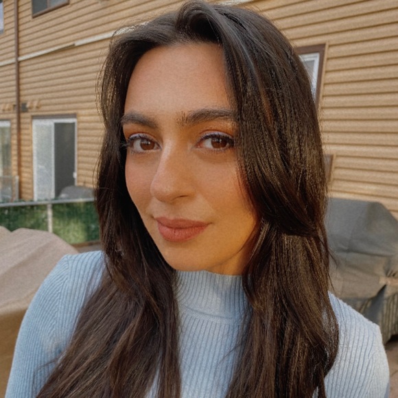 Meet your Posher, Samantha - Picture 2 of 2